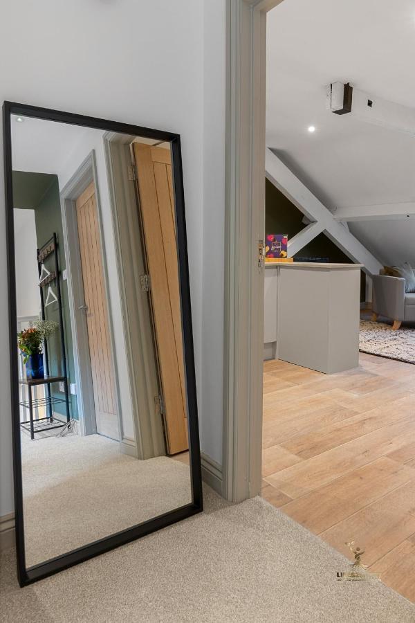 Luxe Courtyard Apartment For 4 Near Exeter City Centre Exterior photo