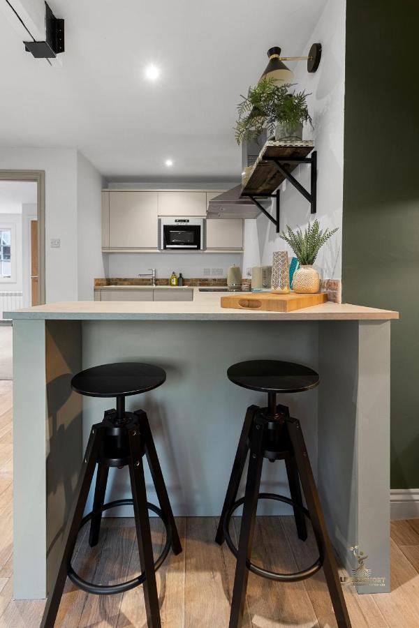 Luxe Courtyard Apartment For 4 Near Exeter City Centre Exterior photo